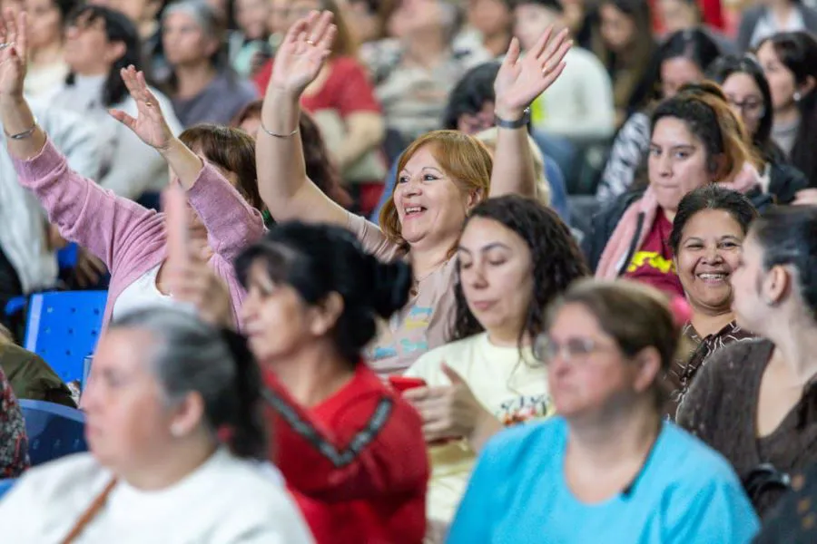 photo_5161531503102593897_y