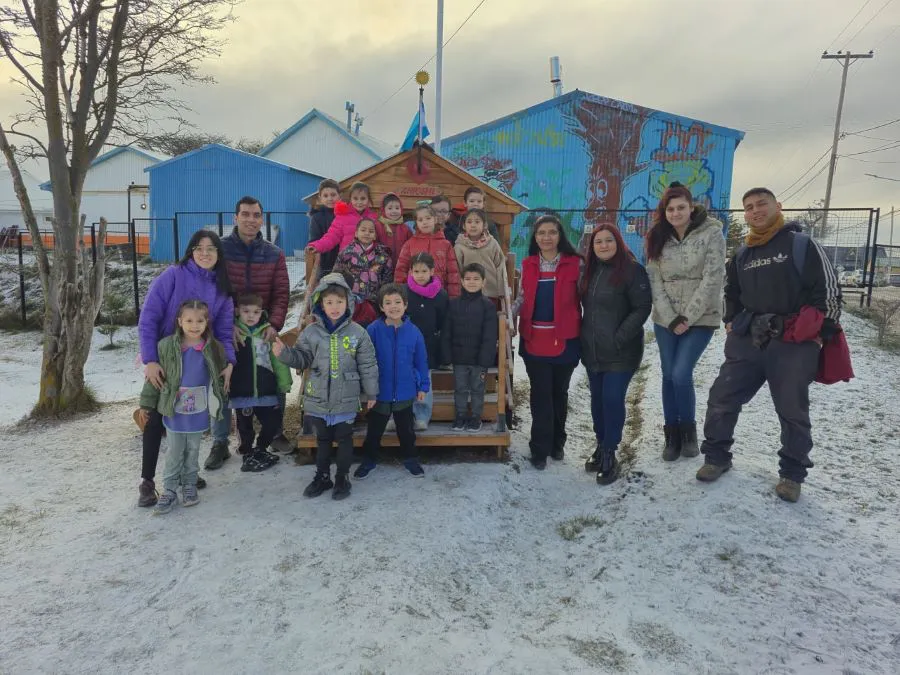 photo_5109503690909265390_y