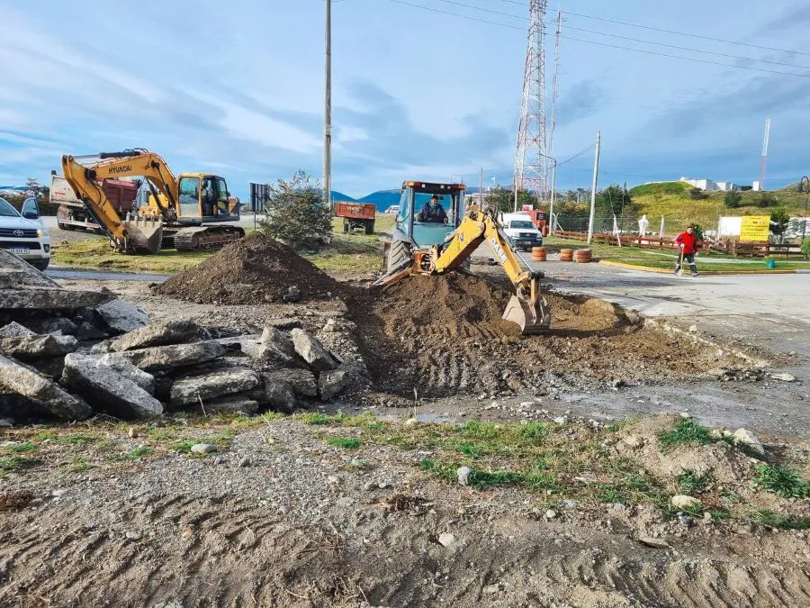 photo_5014925465919533140_y