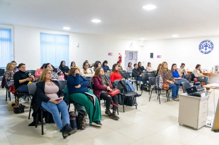 photo_4913552018551975399_y