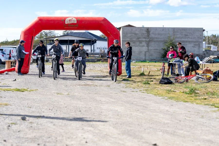 photo_4961242076985101358_y