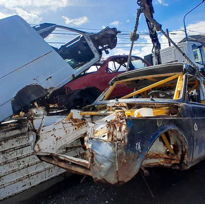 photo_4949625813947059039_x