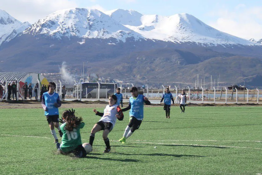 Más de dos mil atletas participaron de los Juegos Deportivos Fueguinos (1)