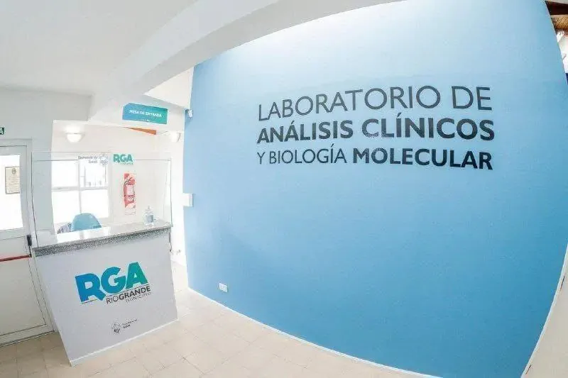Municipio y Anlis-Malbrán buscan consolidar al Laboratorio de Análisis Clínicos  