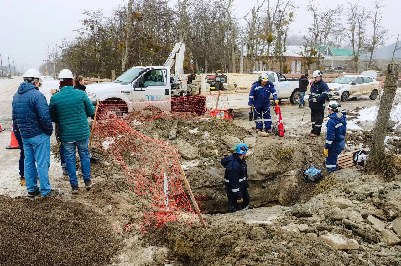Avanzan los trabajos del municipio para llevar el servicio de gas a vecinos de Tolhuin (2)