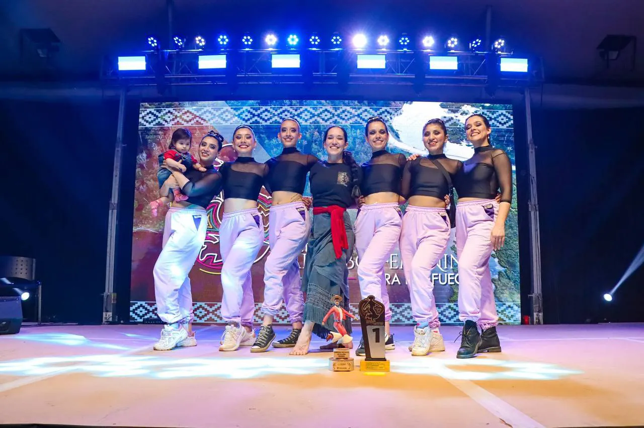 Con un gran espectáculo se desarrolló el Certamen Provincial de Malambo Femenino en Tolhuin  (3)