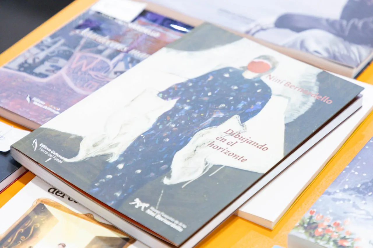 Se presentó en la Feria Internacional del Libro la obra “Dibujando en el Horizonte” (1)