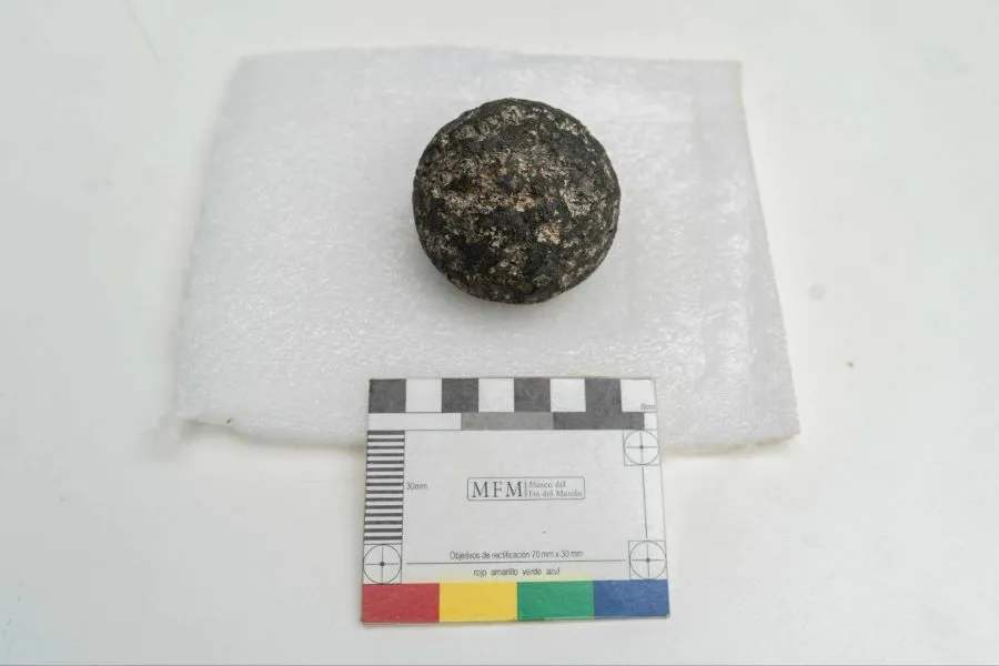 photo_5122924999856557012_y