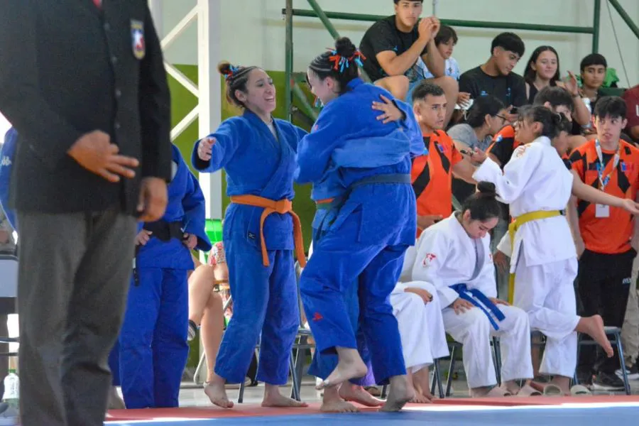 photo_5033082684980267799_y