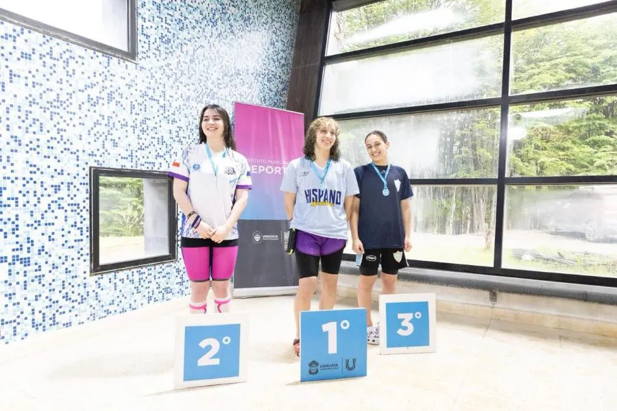 photo_4918037171298569034_y