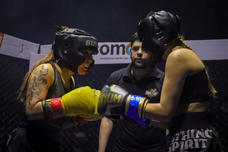 photo_5005870347714670846_y