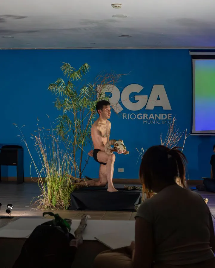 photo_4981536016498273895_w