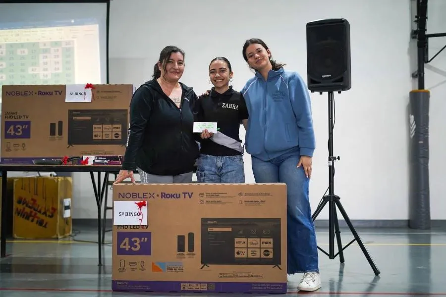 photo_5168344227472149273_y