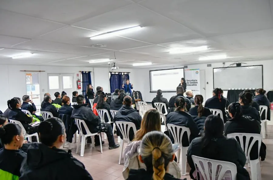 photo_5033178063315250831_y