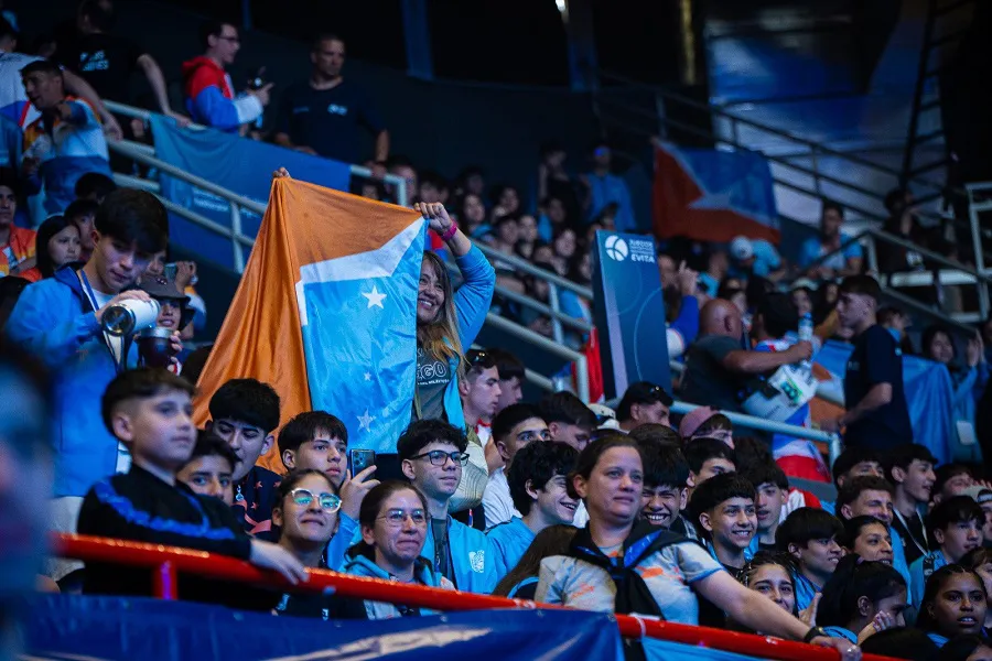 La delegación fueguina participó de la apertura de los Juegos Deportivos Nacionales Evita (4)