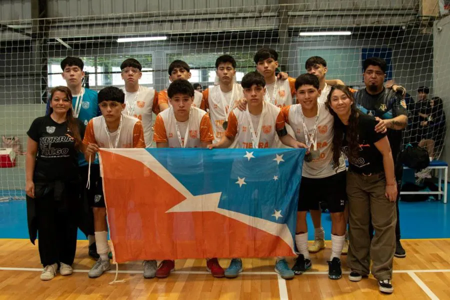 photo_5120951539693456185_y