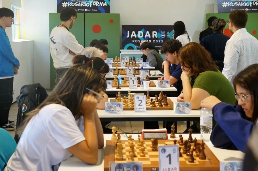 photo_5046461907535507153_y