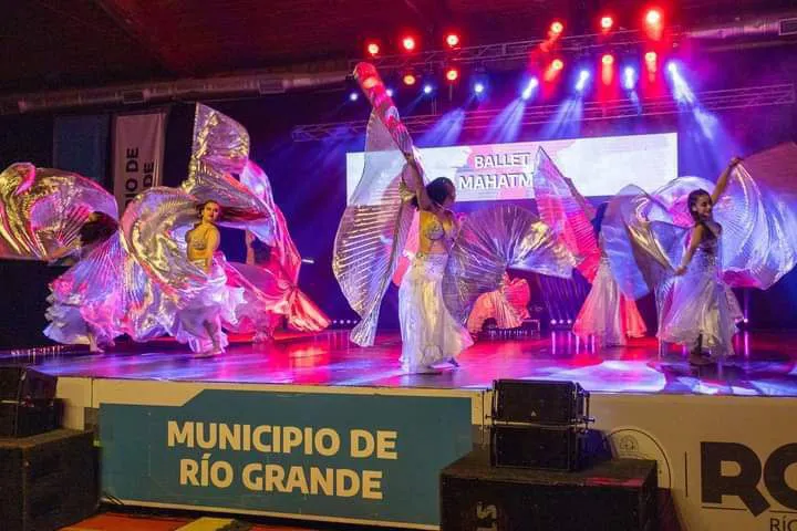 photo_5111964535374940942_x