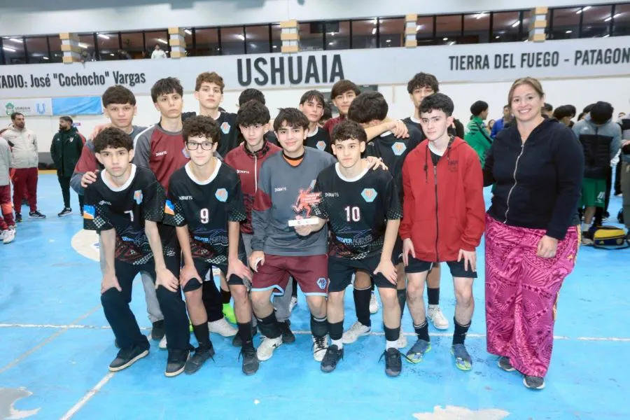 photo_5141153751590088405_y