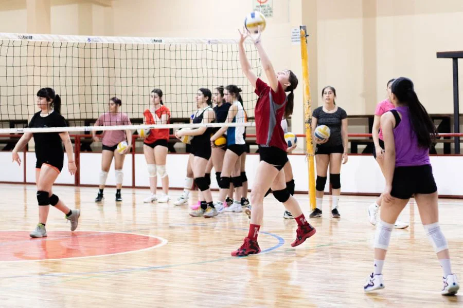 Comenzó la preparación del Preseleccionado de Vóley Femenino para los Araucanía