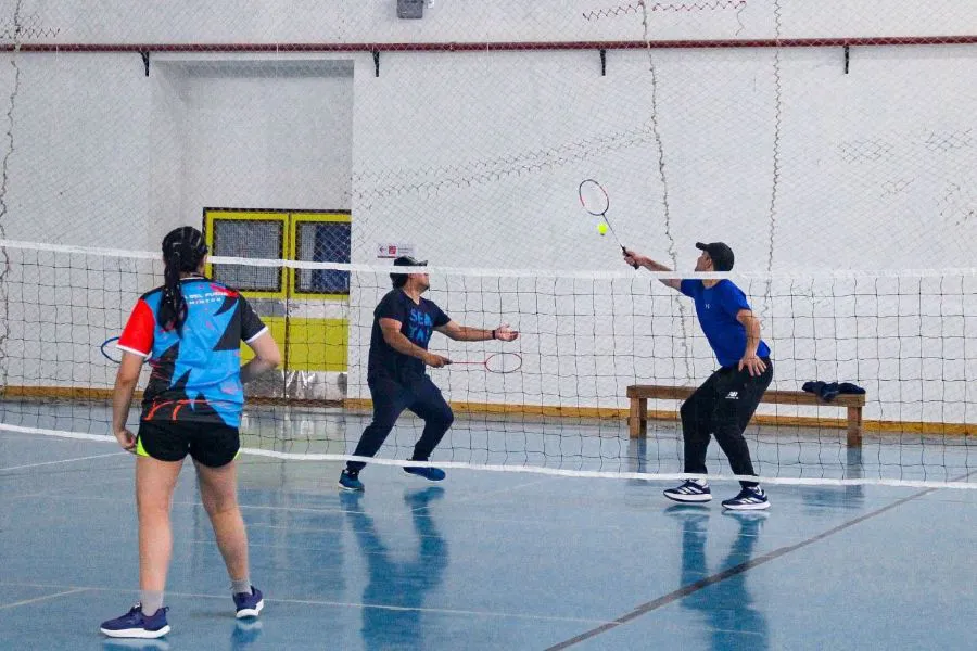 photo_4974710269787877132_y