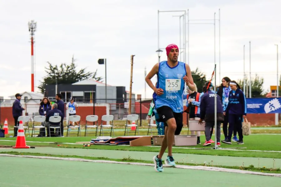 photo_4972096215256337243_y