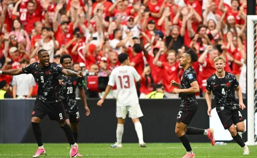 Canadá goleó a Qatar por 6 a 0 y consiguió su primer triunfo en mundiales