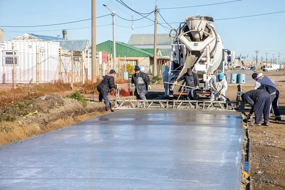 Concluyeron los trabajos de pavimentación sobre calle Echelaine con recursos propios