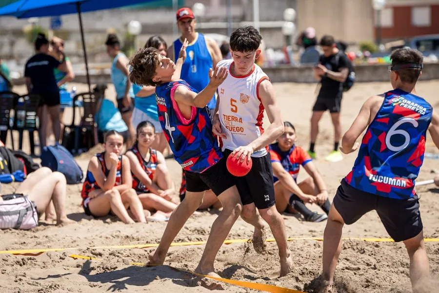 photo_4996782162556597441_y