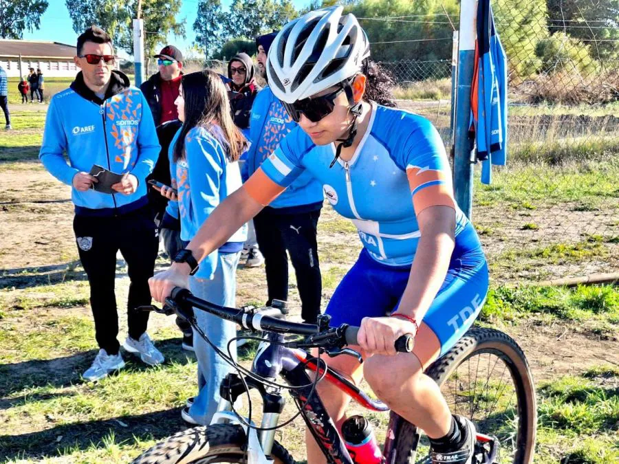 photo_4995018116408913580_y