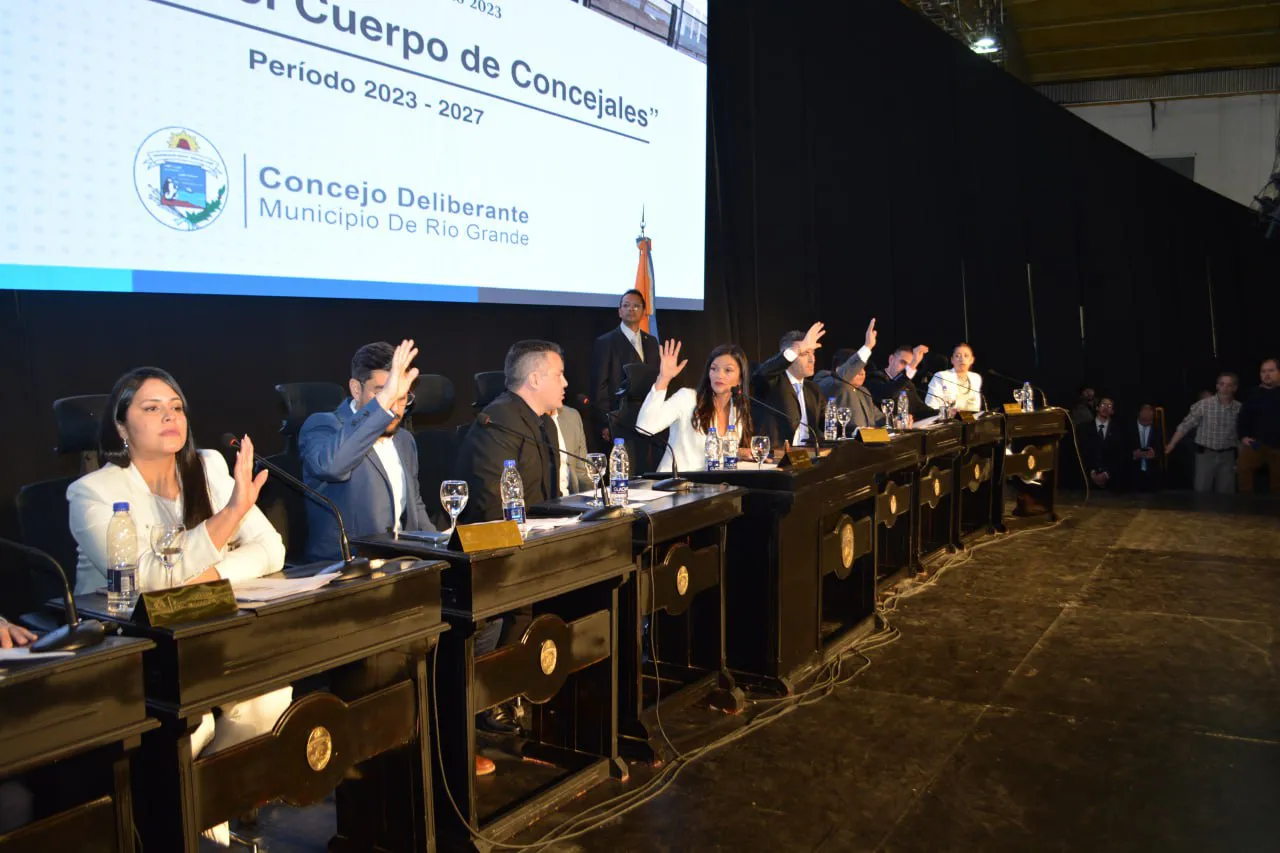 Asumieron los nuevos concejales y Guadalupe Zamora fue elegida Presidente de la entidad