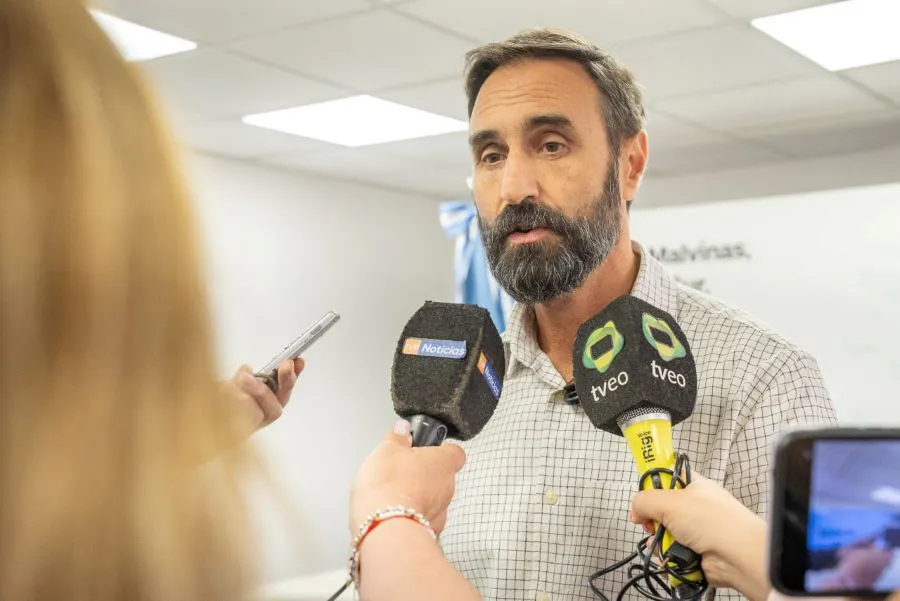 photo_5132171875466283967_y