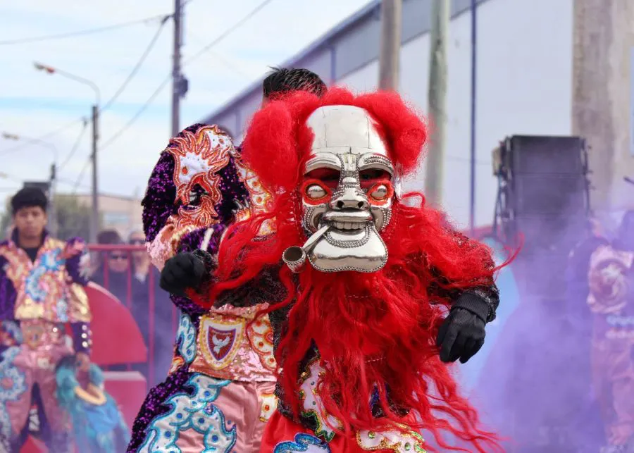 photo_5058020871414852983_y