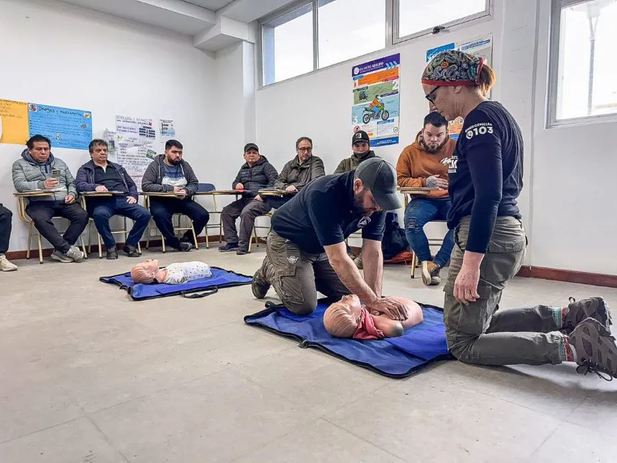 photo_4947205196145077910_y