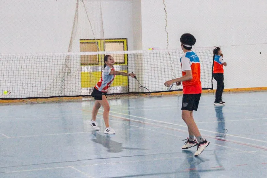 photo_4942991137446759303_y