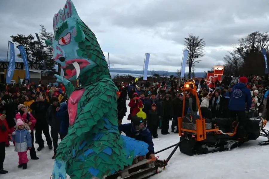 photo_4954442641240600443_y