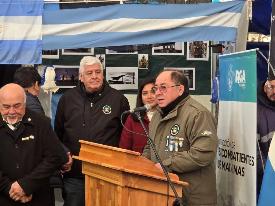 photo_5053441263755004913_y