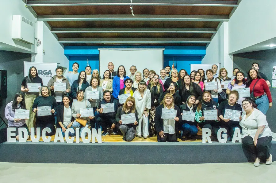 Se llevó adelante el cierre anual del dictado de cursos de idioma en Río Grande
