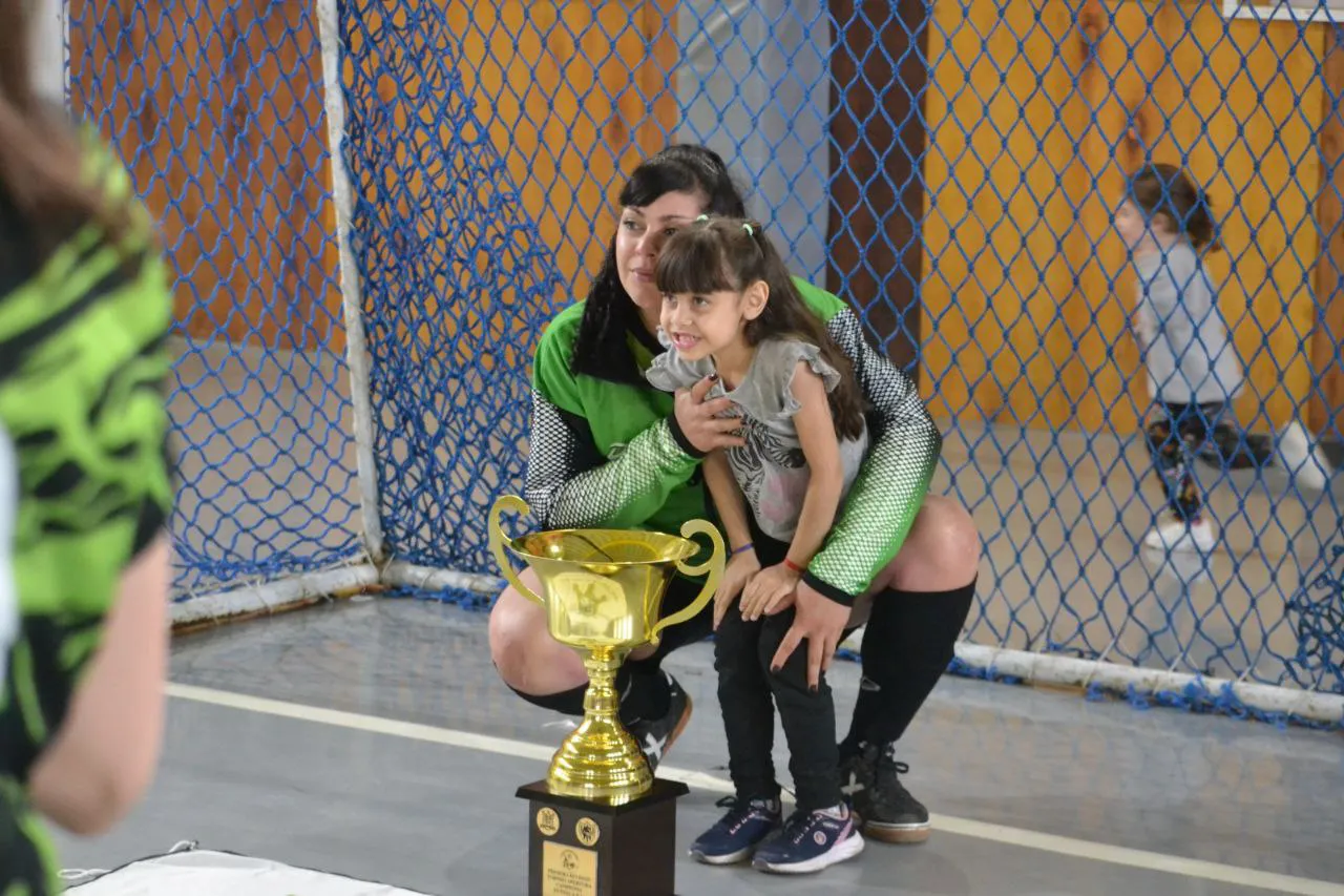 Escuela Municipal B se quedó con el Torneo Apertura de Futsal AFA Femenino   (5)