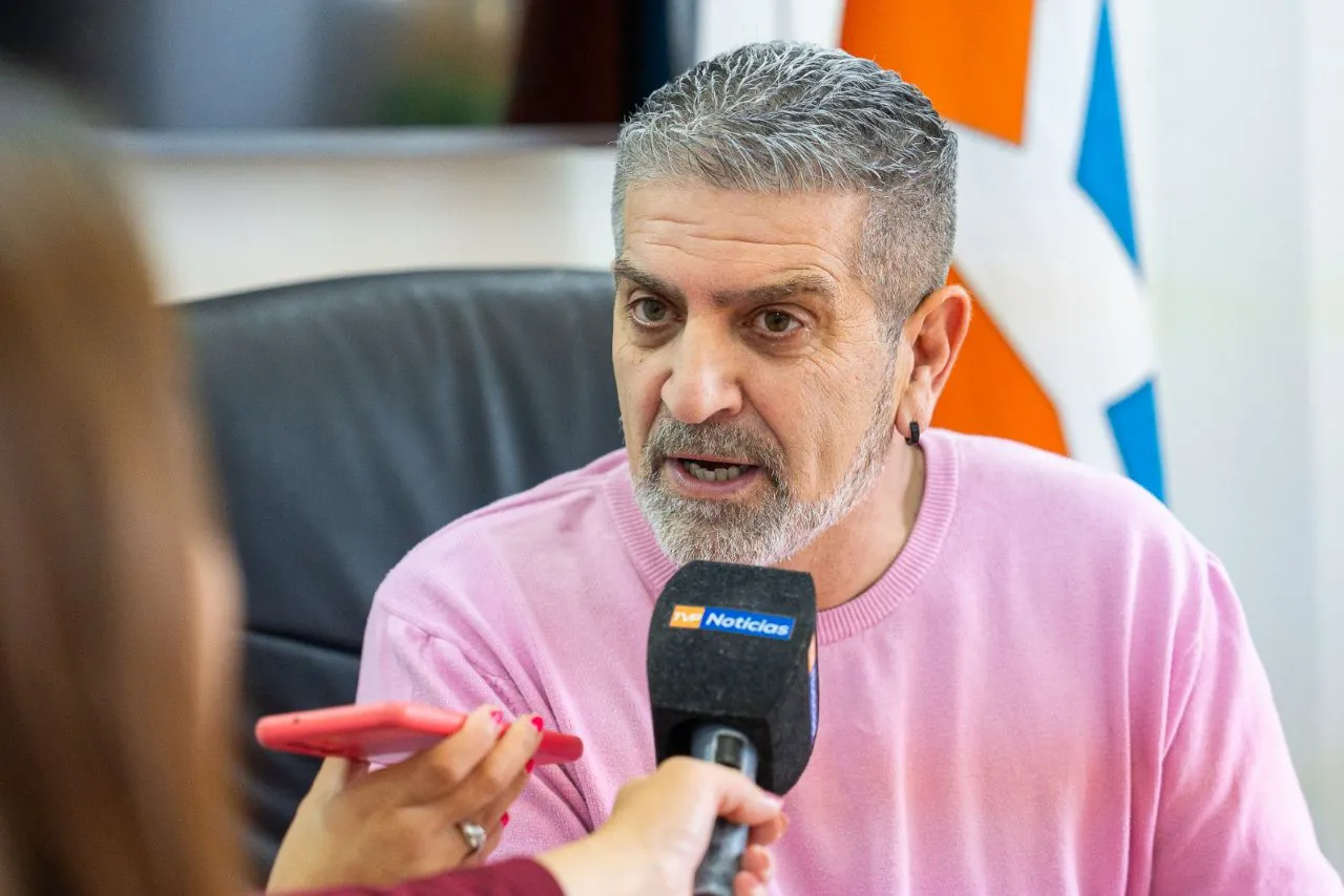 López Silva ratificó el compromiso de abonar los salarios adeudados a docentes