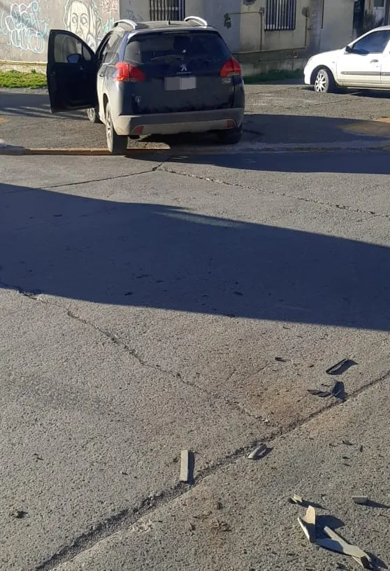 Una persona terminó hospitalizada tras un violento choque en Chacra II (2)