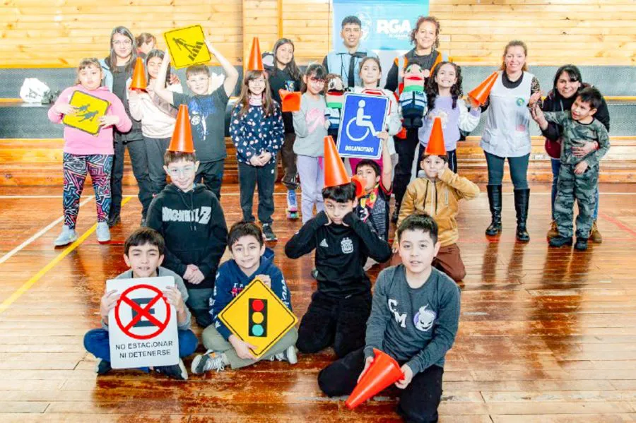 photo_5134258885970996719_w