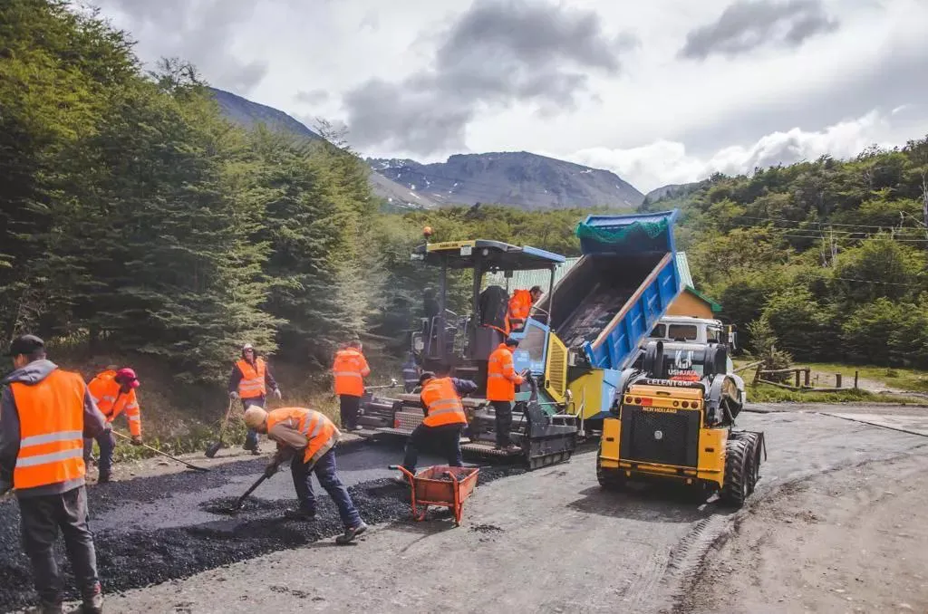 Se licitó la obra de repavimentación sobre diversas calles de la ciudad de Ushuaia