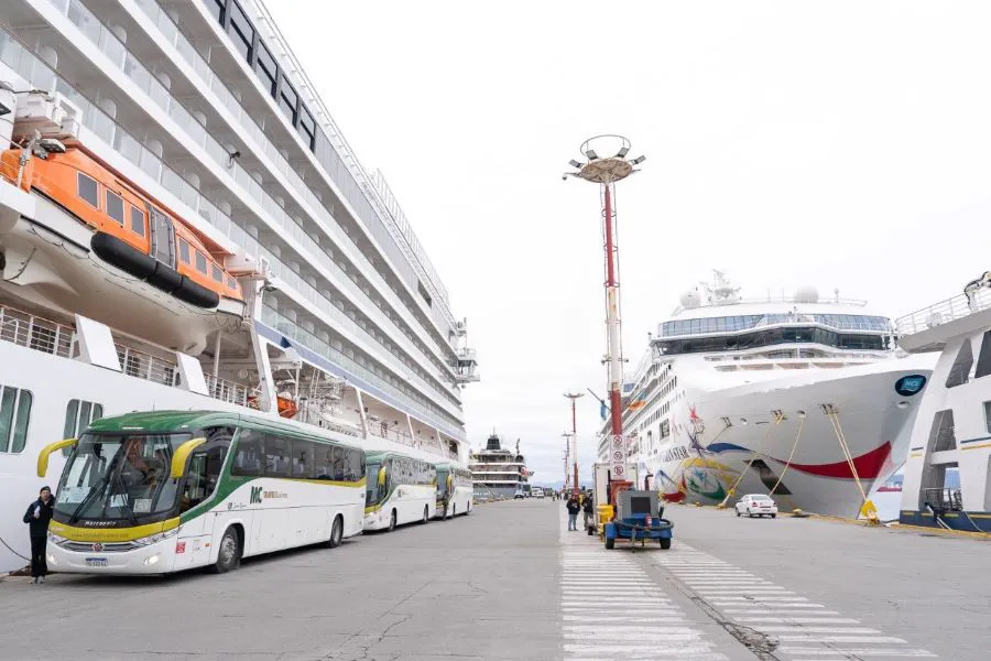 photo_5170385462215421585_y