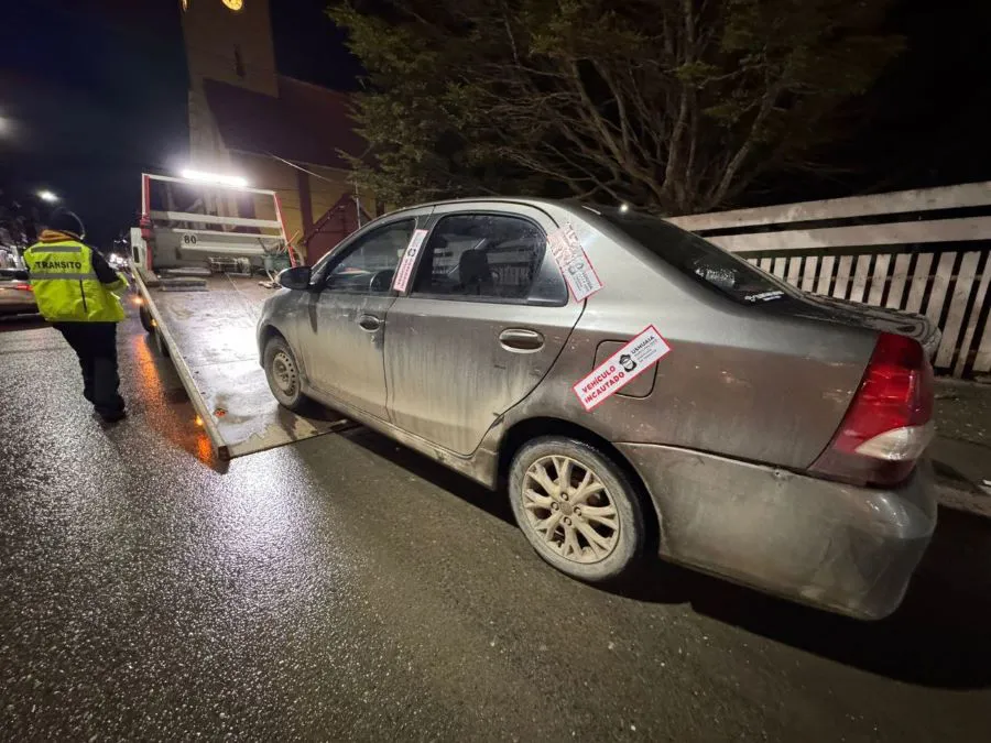 photo_4934247743669514294_y