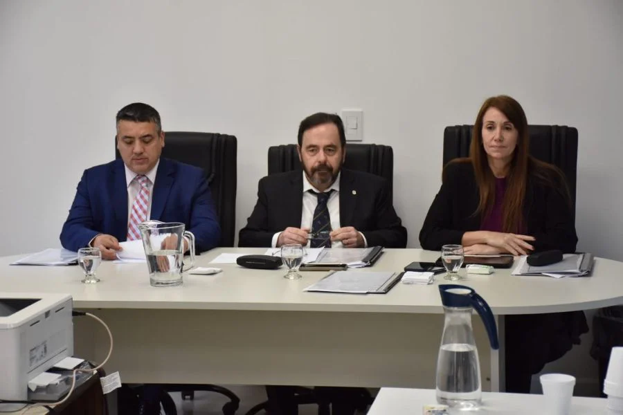 El Tribunal Oral de Río Grande se trasladó hacia Tolhuin para el juicio