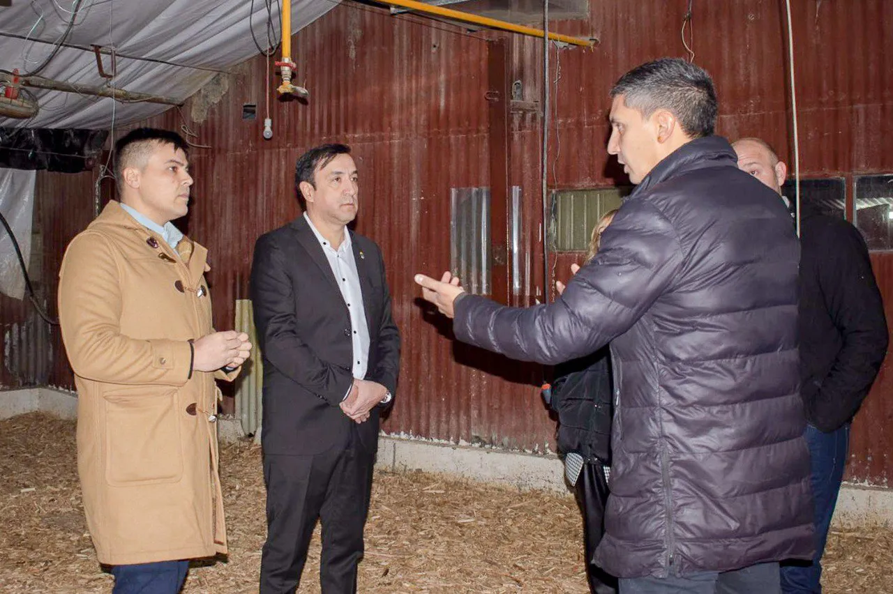 Recorrido de autoridades de Río Gallegos y Río Turbio por establecimientos productivos (4)