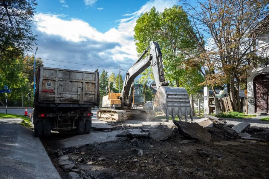 photo_5125291135990869617_y