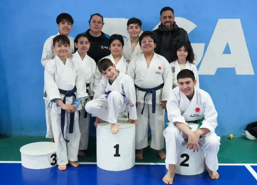 photo_4967903992167992124_y