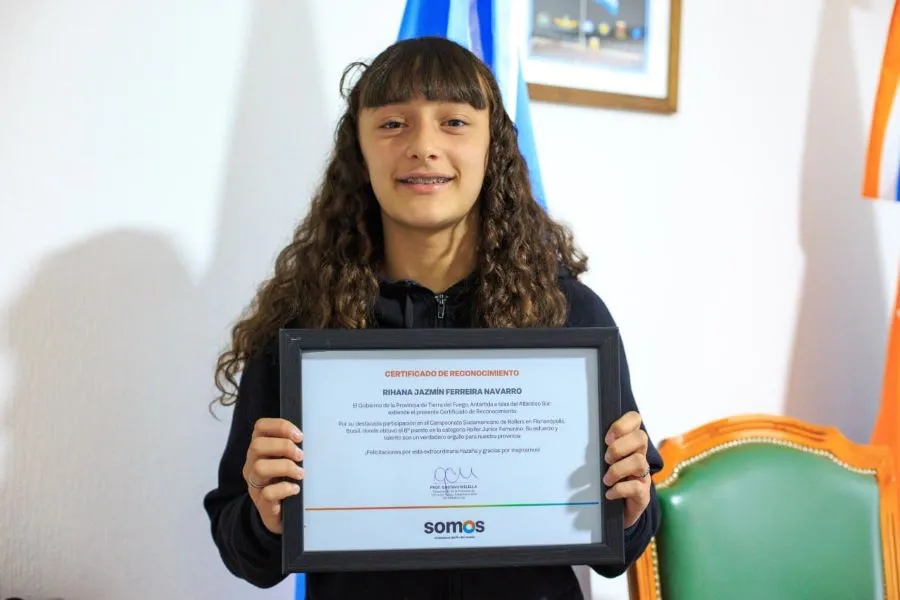 photo_5069343564848279007_y